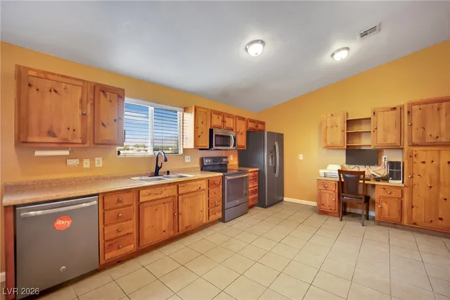 $339,900 | 200 West Eton Road, Pahrump, NV 89048