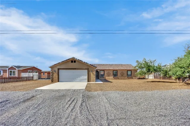 $339,900 | 200 West Eton Road, Pahrump, NV 89048