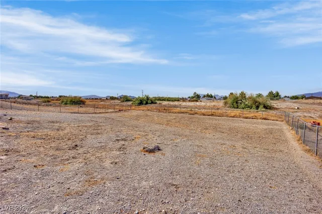 $339,900 | 200 West Eton Road, Pahrump, NV 89048