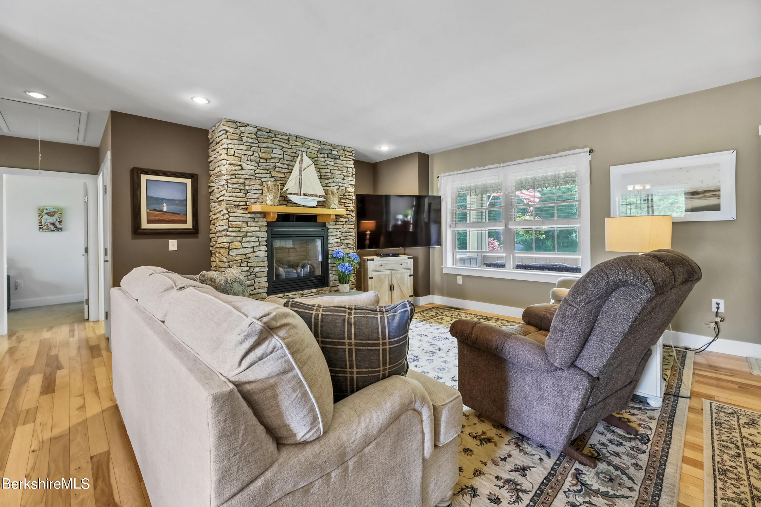 410 W Road Adams, MA 01220 - Photo 6 of 49 Living Room