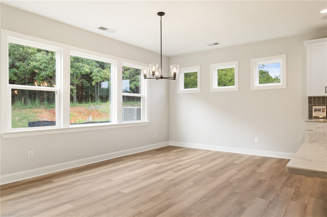 113 Sunrise Court, Unit SUN0007 Anderson, SC 29625 - Photo 13 of 47 Dining