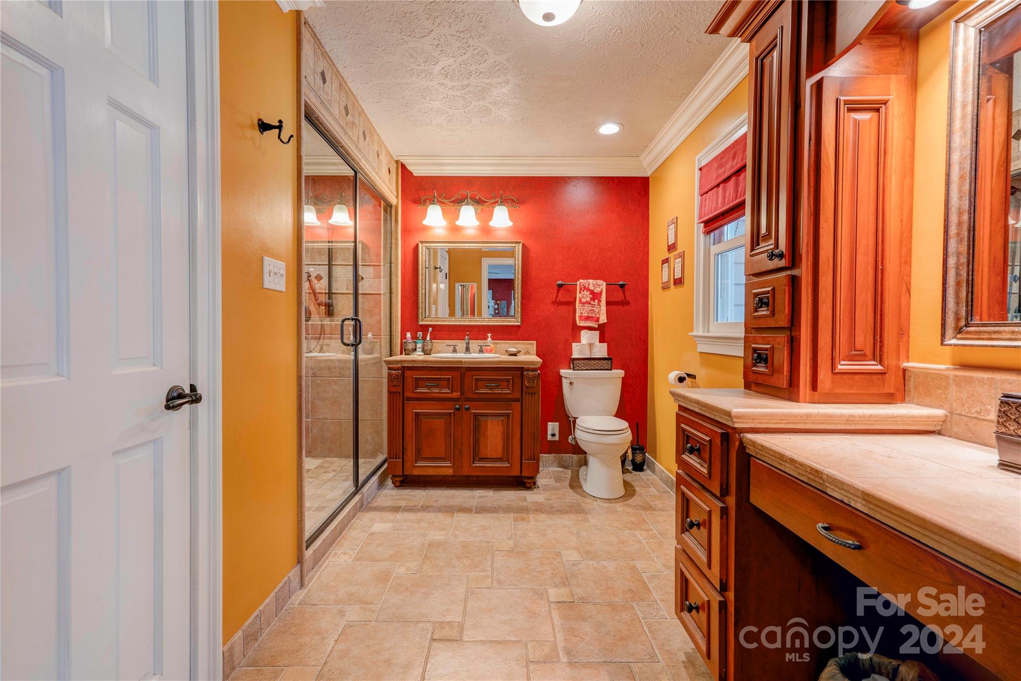 2352 Sheriff Allen Road Shelby, NC 28152 - Photo 23 of 48 a kitchen that has a lot of cabinets in it