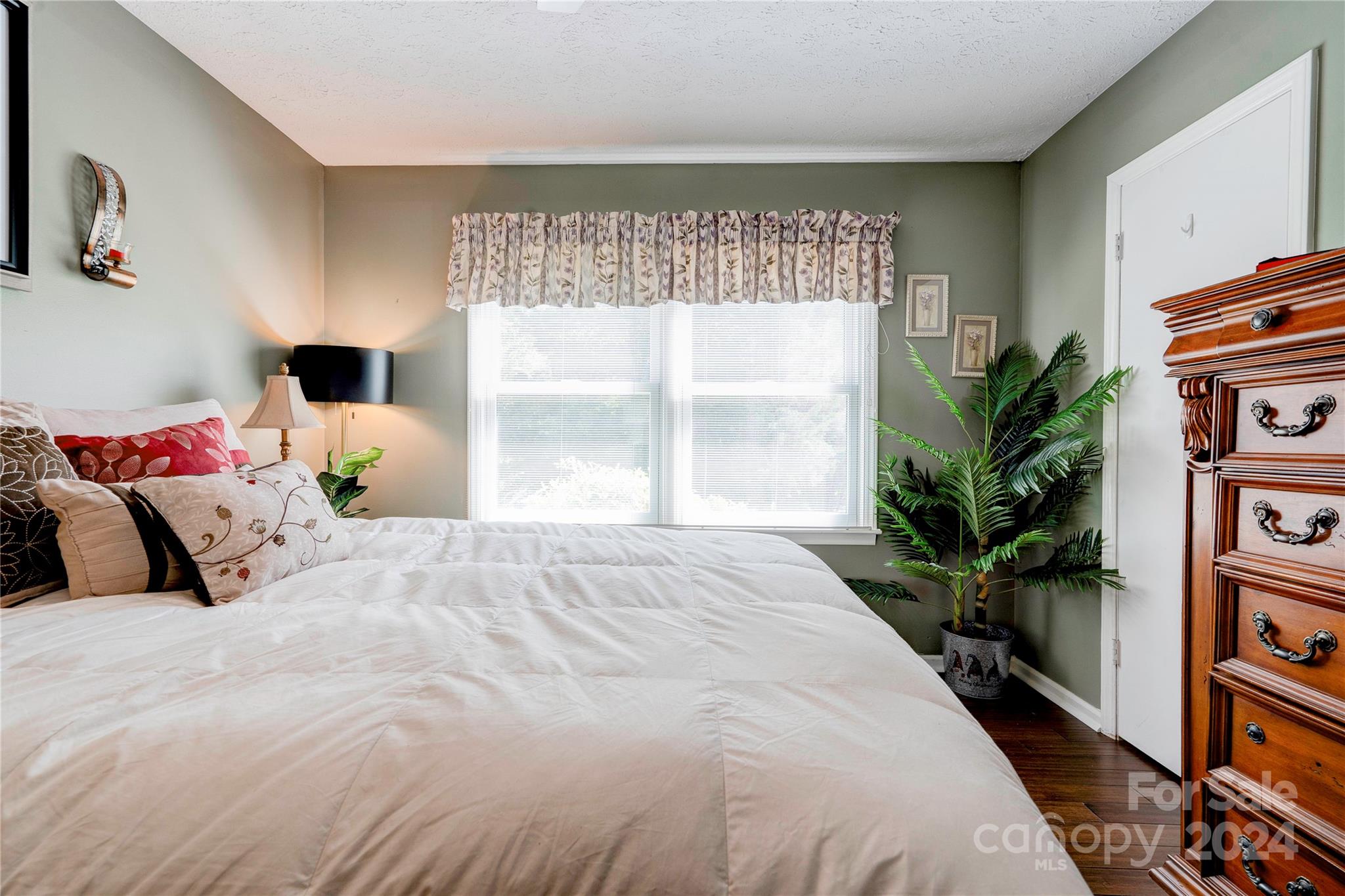 2352 Sheriff Allen Road Shelby, NC 28152 - Photo 28 of 48 a bedroom with bed and a large window