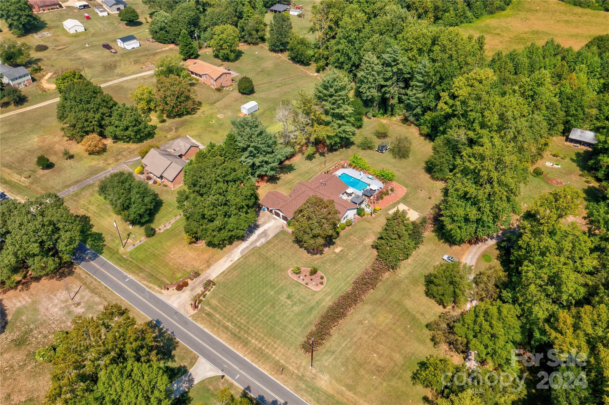 2352 Sheriff Allen Road Shelby, NC 28152 - Photo 47 of 48 a view of a tree with an outdoor space