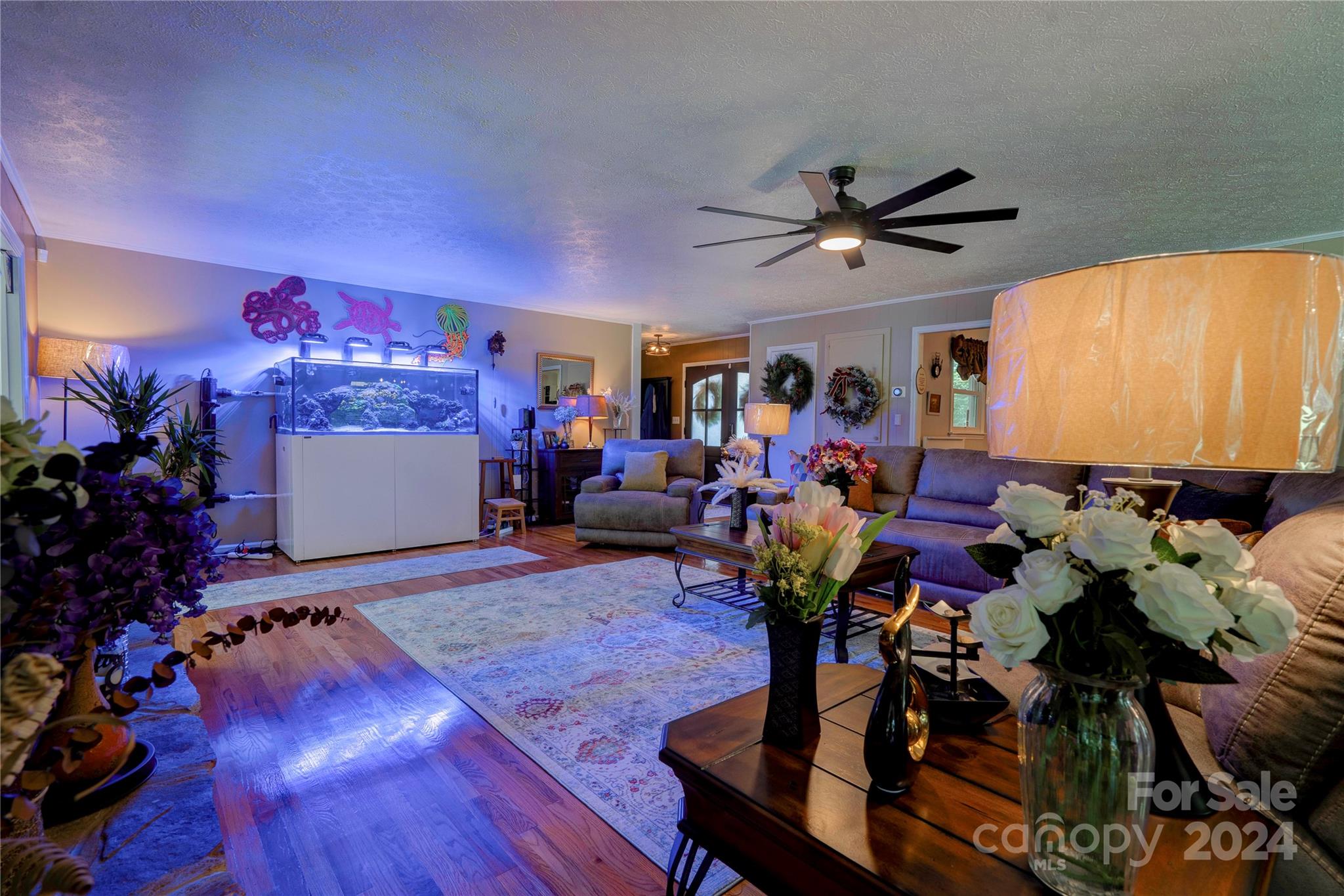 2352 Sheriff Allen Road Shelby, NC 28152 - Photo 9 of 48 a living room filled with furniture and a potted plant