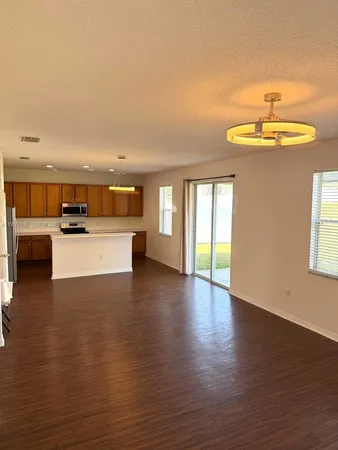 $2,650 | 154 Canna Drive, Davenport, FL 33897