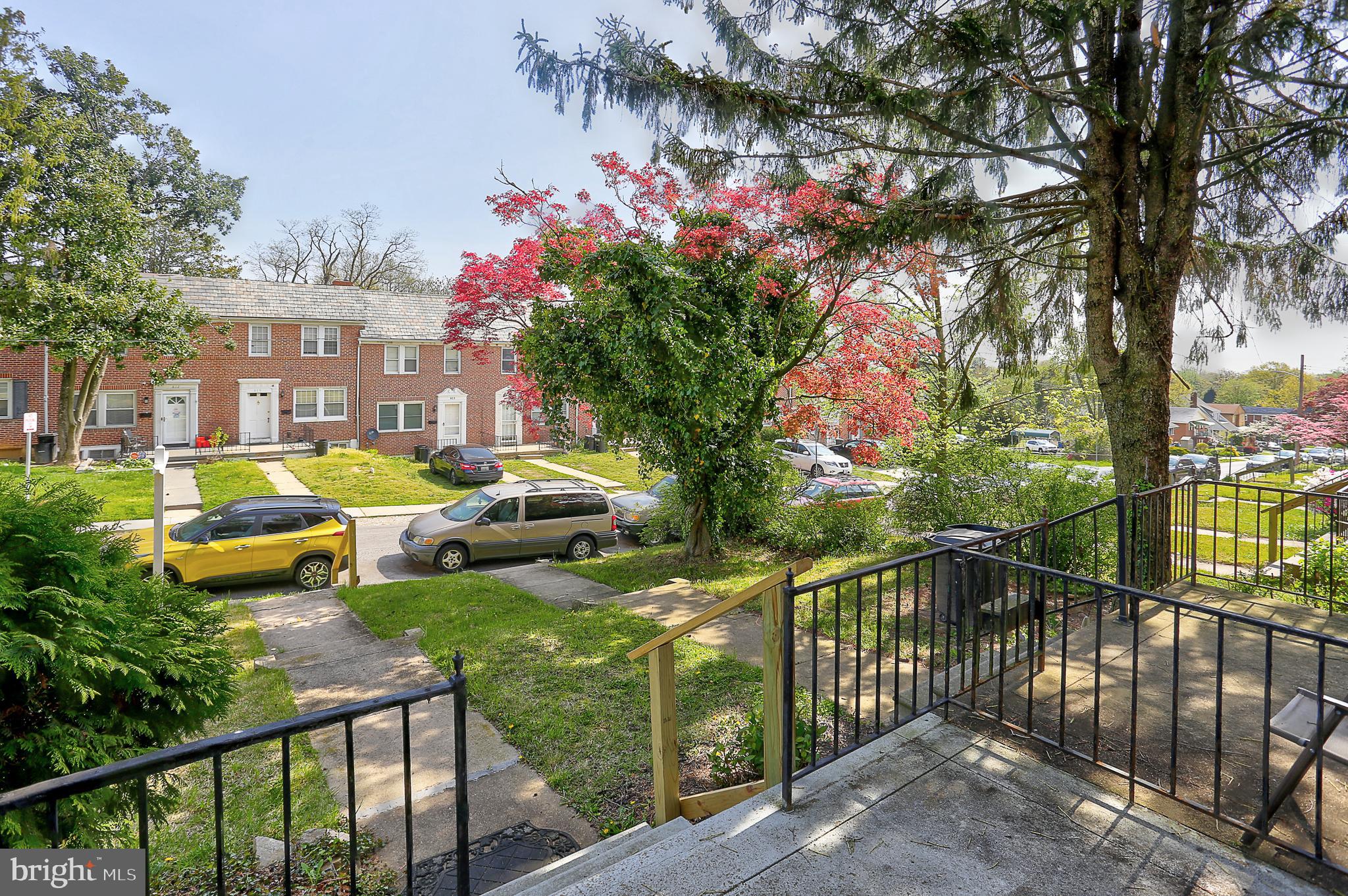 820 Braeside Road Baltimore, MD 21229 - Photo 2 of 40 Front Porch View