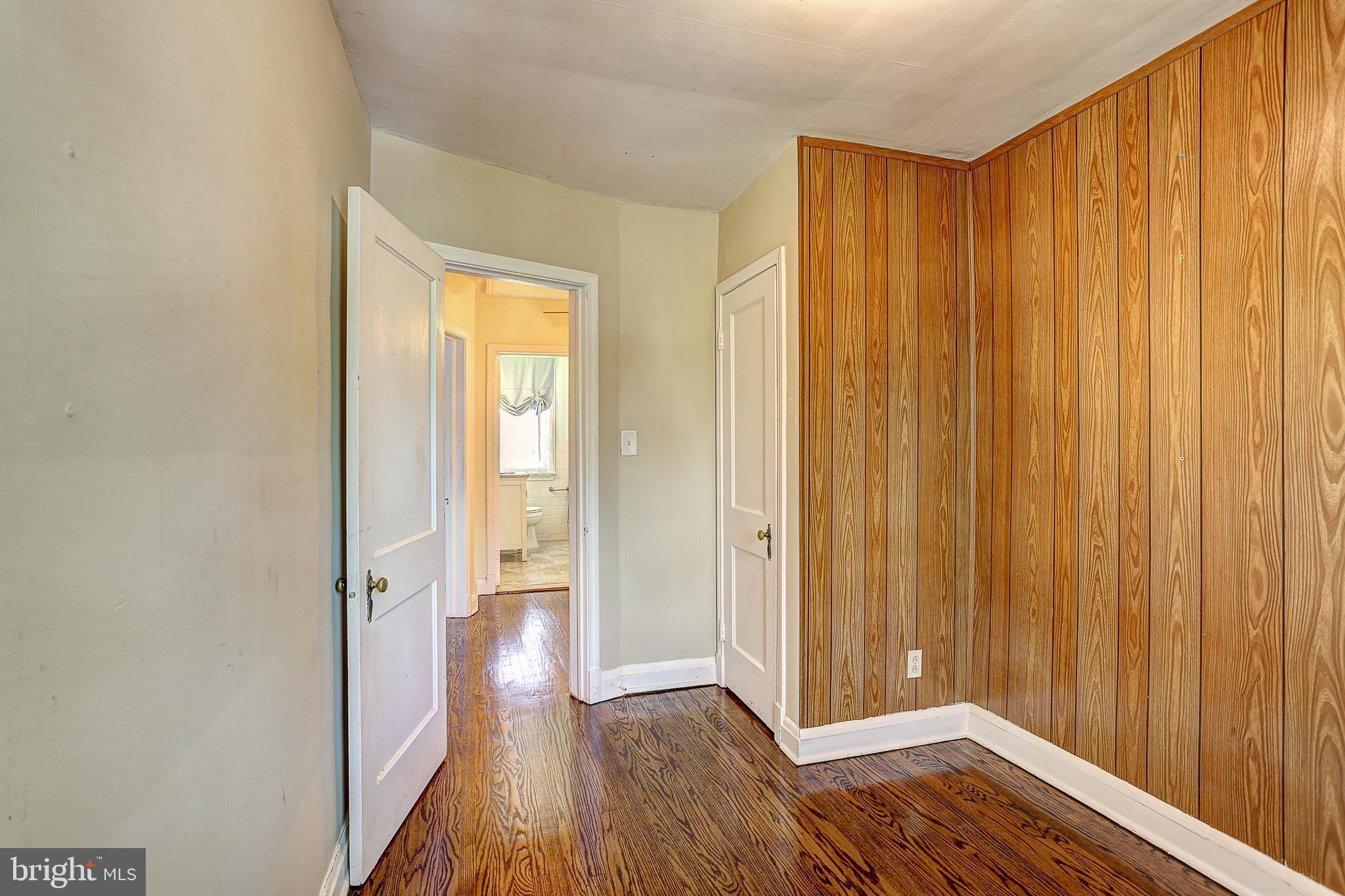 820 Braeside Road Baltimore, MD 21229 - Photo 18 of 40 Bedroom