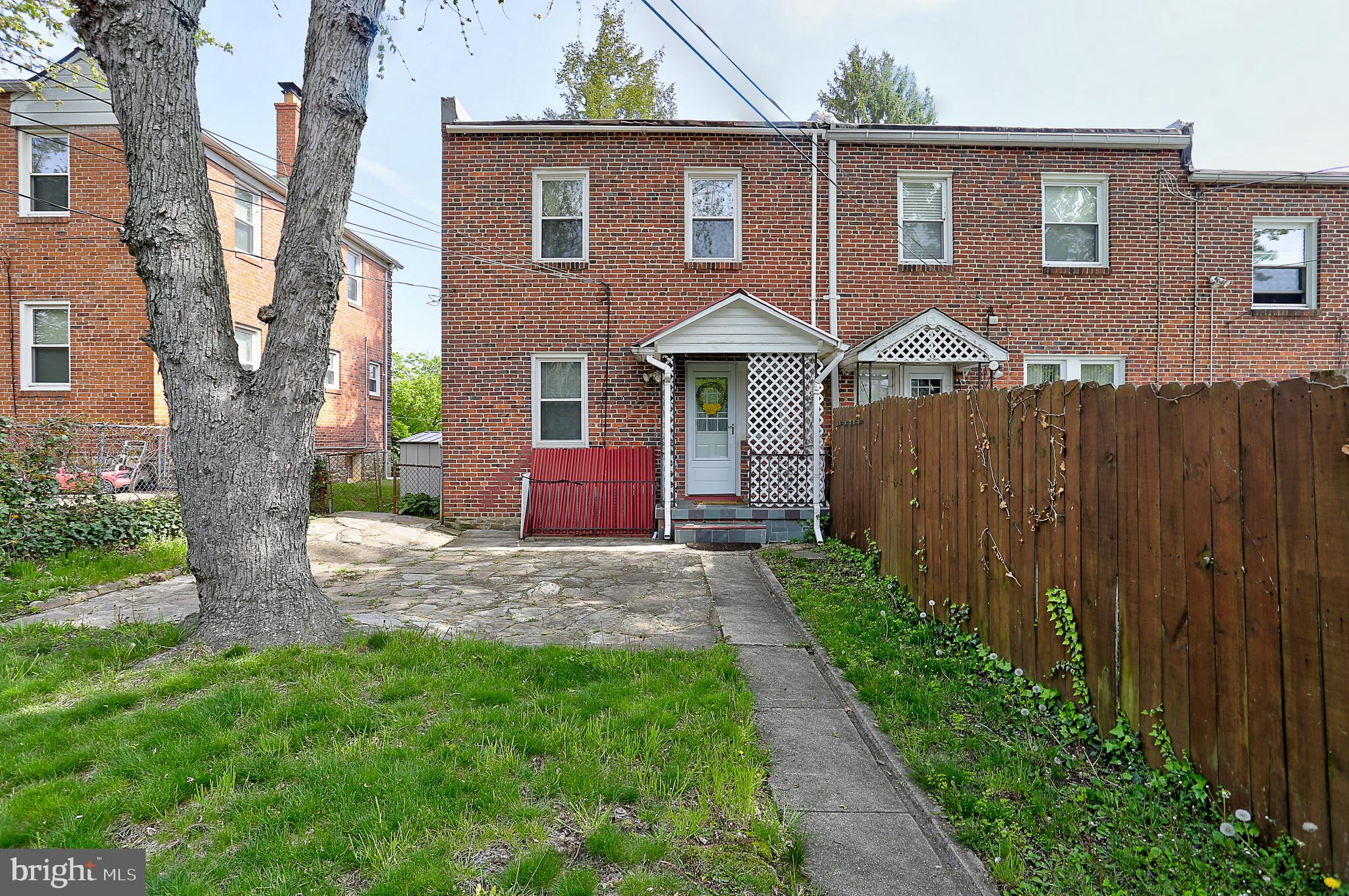 820 Braeside Road Baltimore, MD 21229 - Photo 32 of 40 Exterior Back