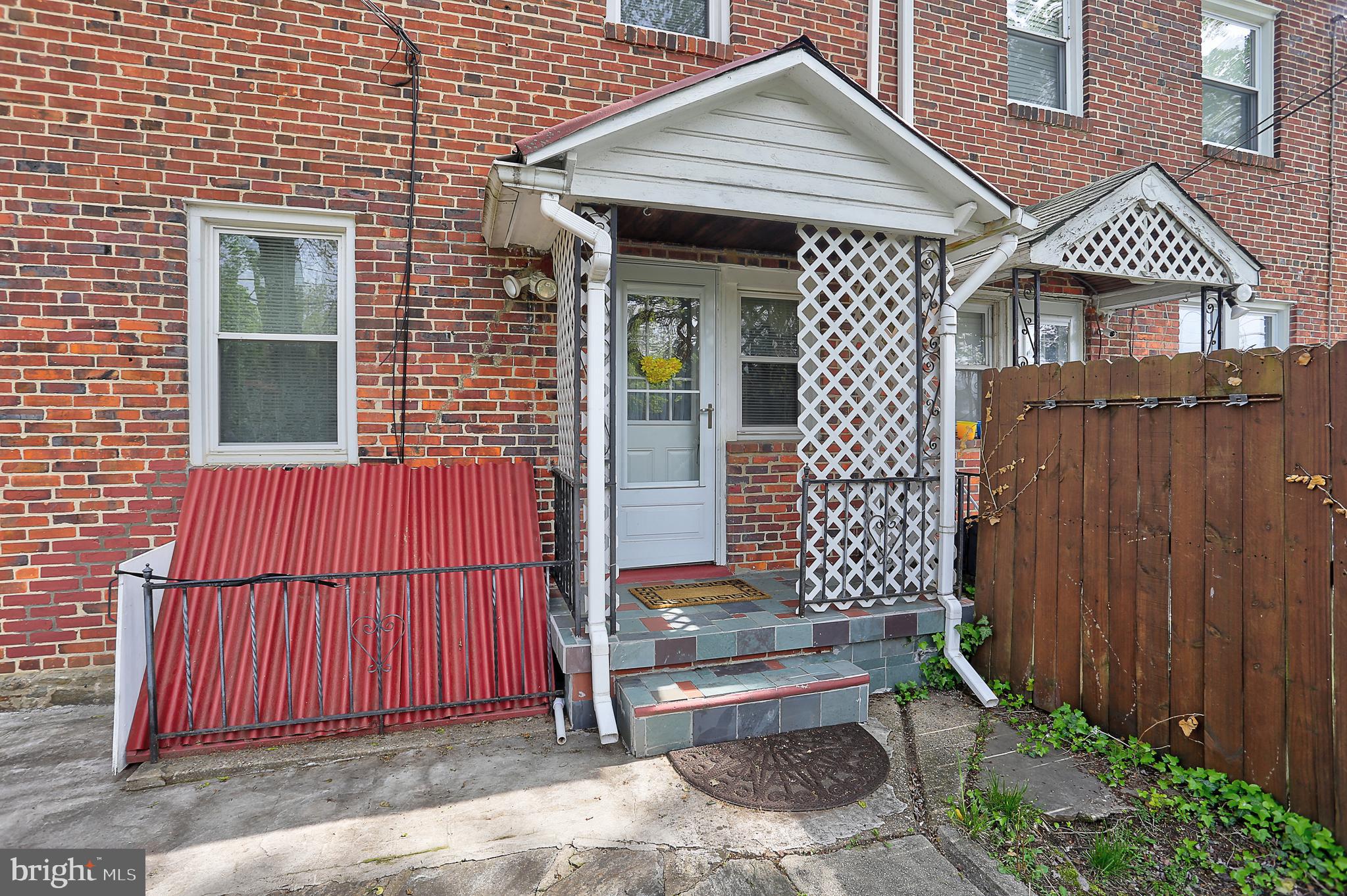 820 Braeside Road Baltimore, MD 21229 - Photo 33 of 40 Exterior Back