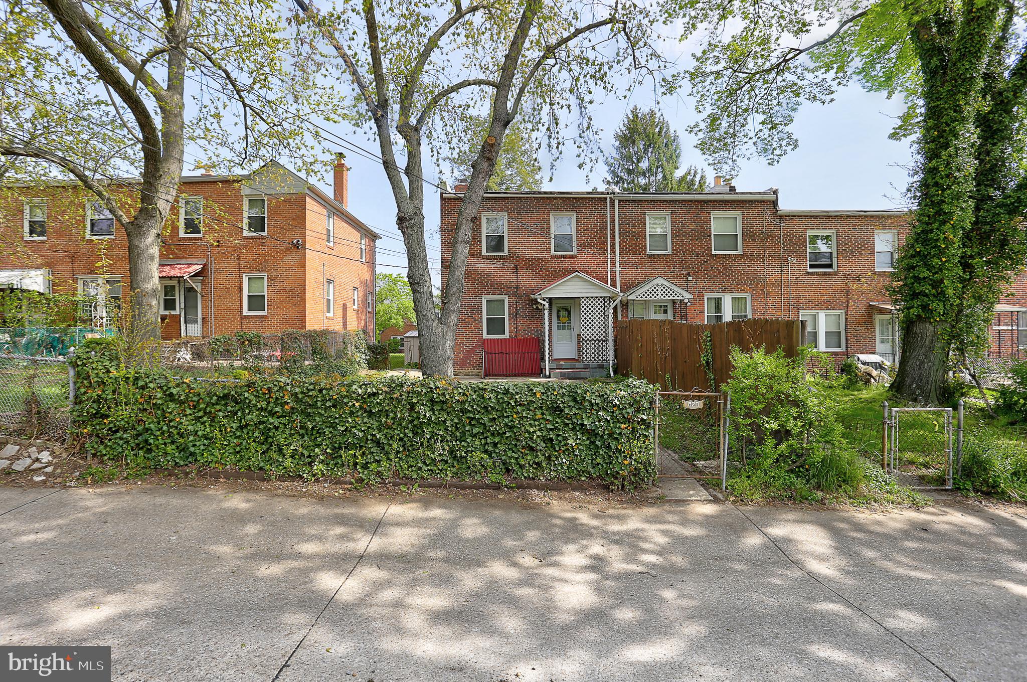 820 Braeside Road Baltimore, MD 21229 - Photo 37 of 40 Parking