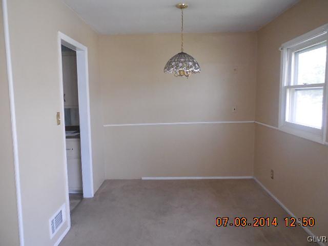 1509 Crestwood Road Bethlehem, PA 18018 - Photo 3 of 11 Gallery Image 3