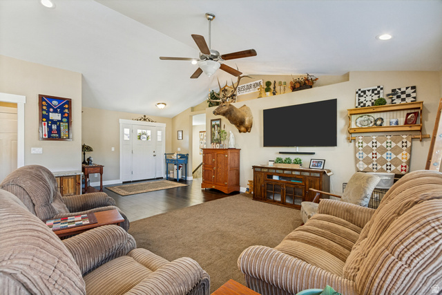 1134 Vista Ridge Drive Santaquin, UT 84655 - Photo 17 of 50