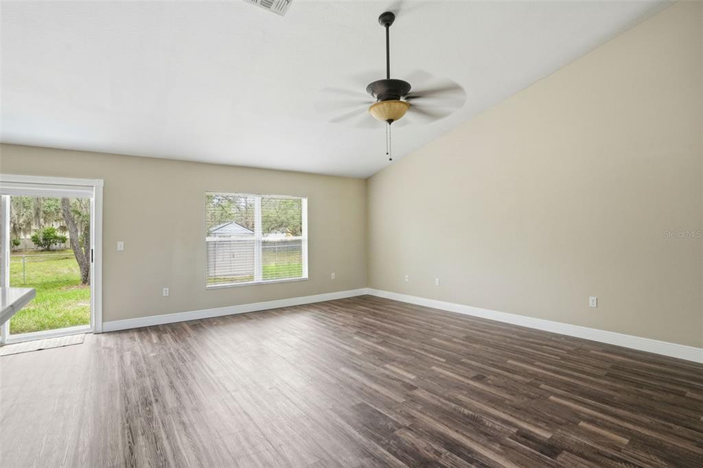 10487 Bradford Street Spring Hill, FL 34608 - Photo 19 of 67