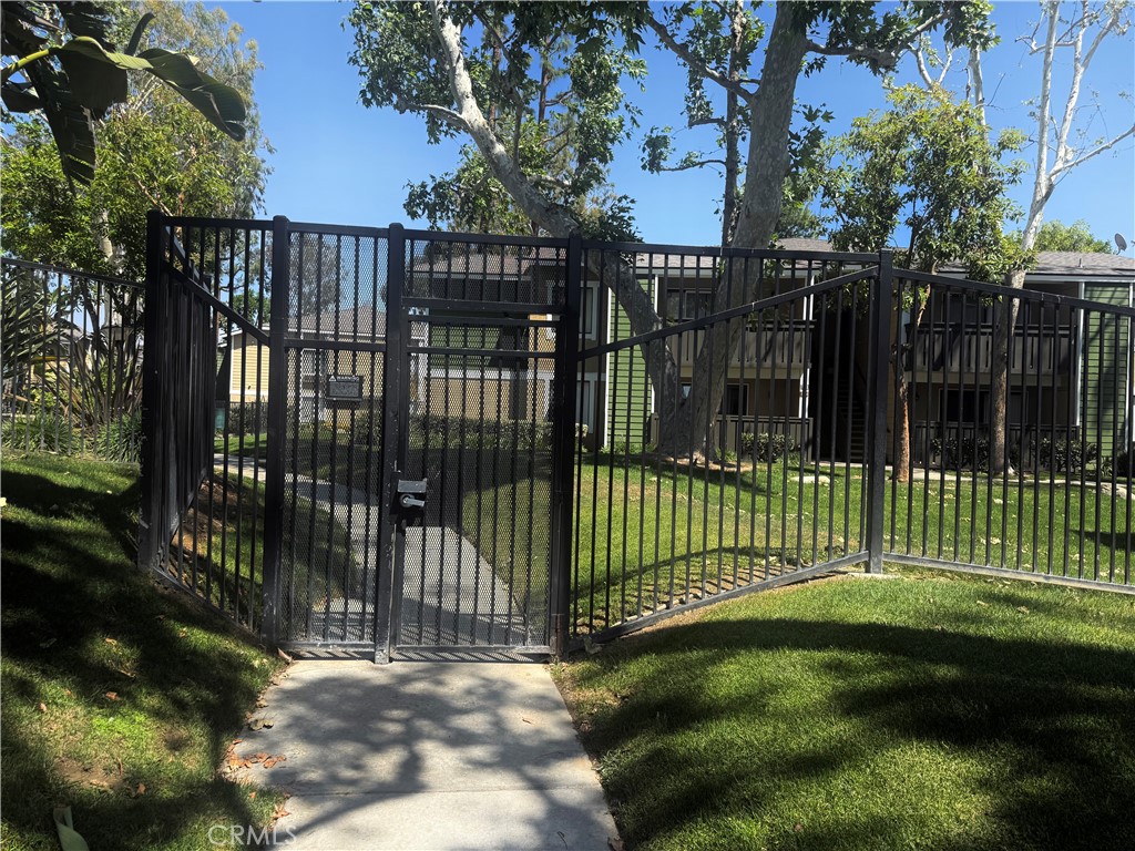 3535 Banbury Drive, Unit 94 Riverside, CA 92505 - Photo 22 of 28