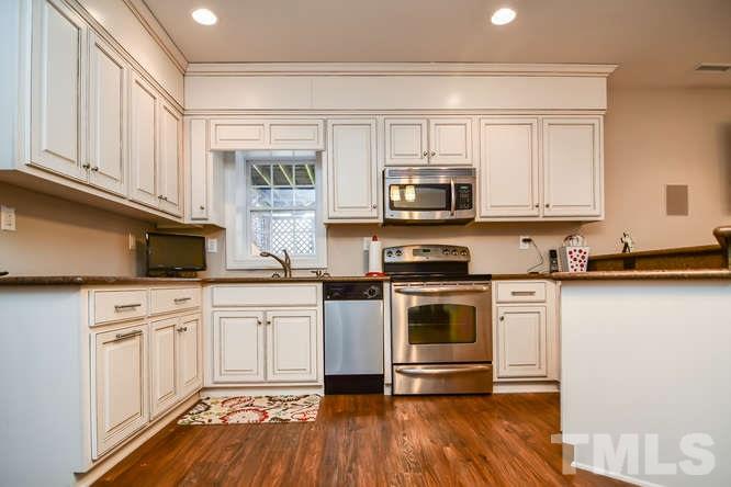 2809 Kissing Court Raleigh, NC 27613 - Photo 18 of 25 Gallery Image 18