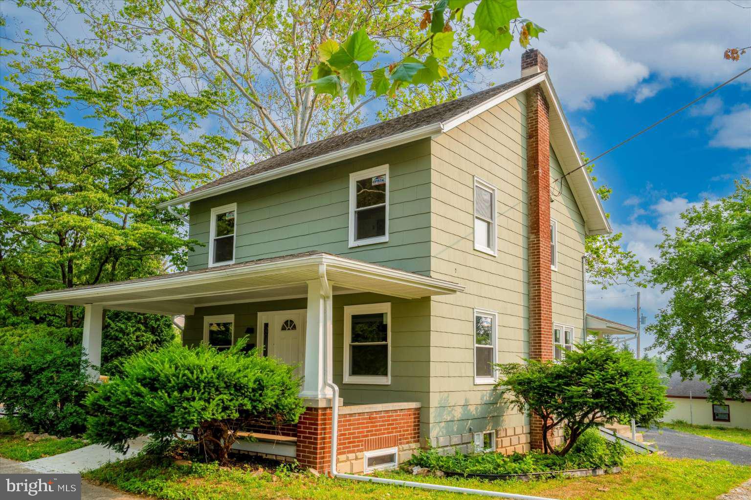 125 Cacoosing Avenue Sinking Spring, PA 19608 - Photo 4 of 25