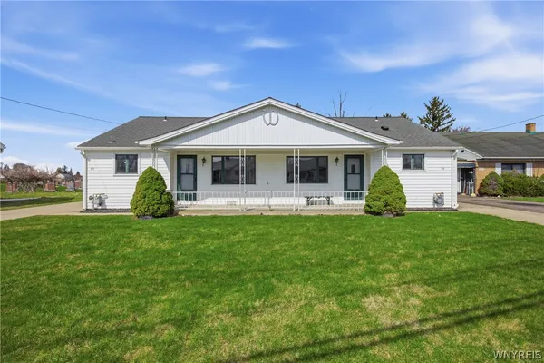 $189,000 | 80 Ellwood Place, Cheektowaga, NY 14225