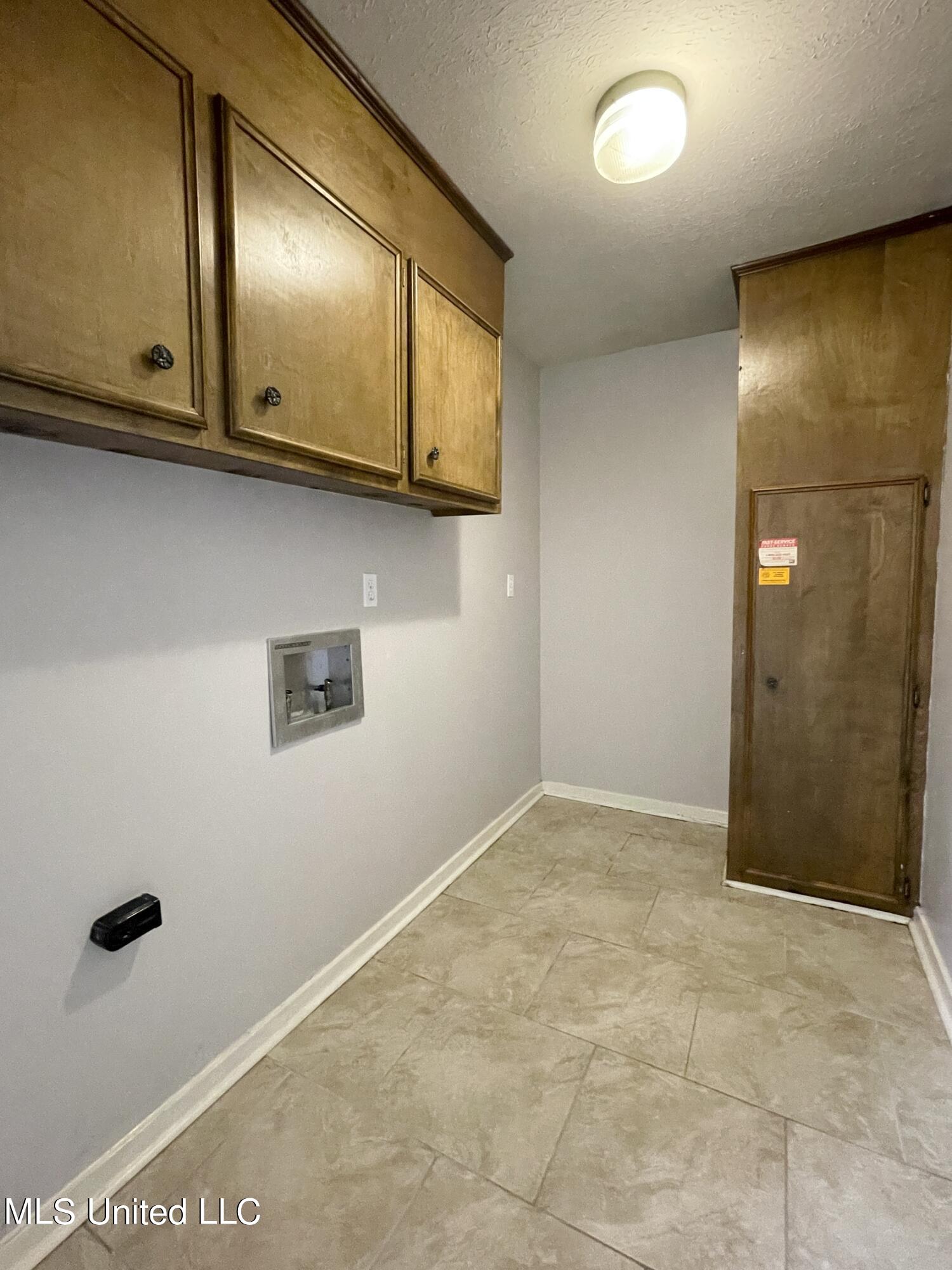 128 Fern Valley Road Brandon, MS 39042 - Photo 24 of 42 Photo Sep 05 2023, 2 11 01 PM