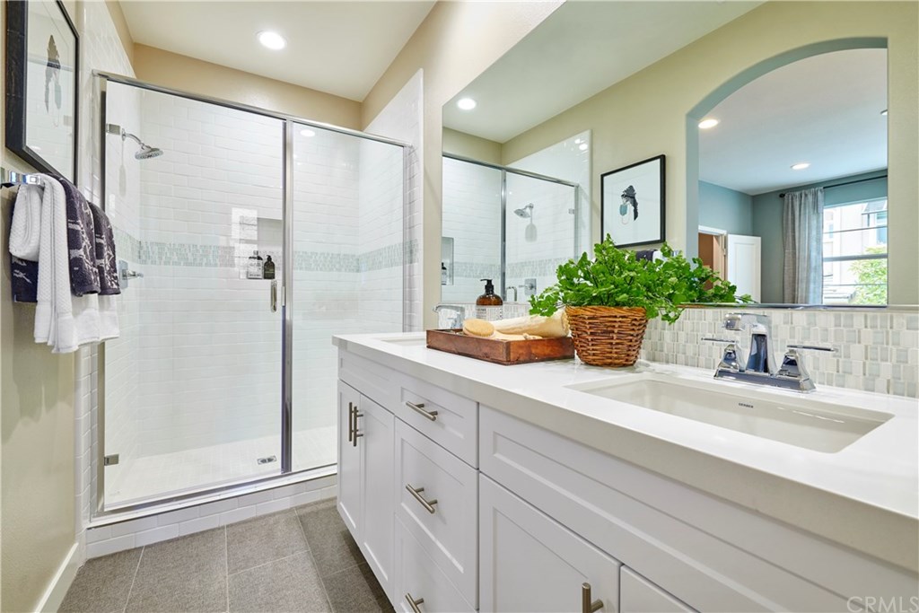 4360 St Cloud Way, Unit 4 Oceanside, CA 92056 - Photo 20 of 36