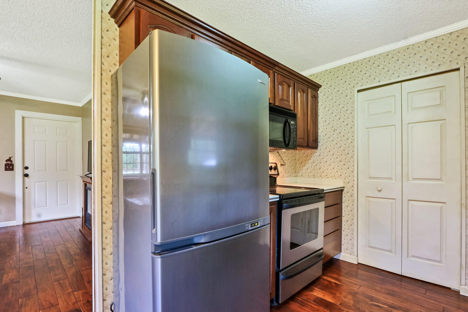 9142 Sandy Run Road Jupiter, FL 33478 - Photo 11 of 27 Kitchen