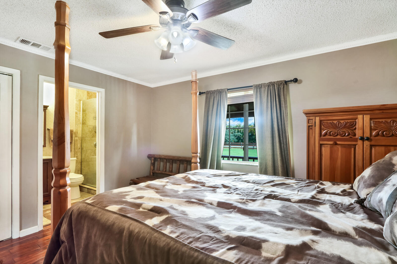 9142 Sandy Run Road Jupiter, FL 33478 - Photo 13 of 27 Master Bedroom