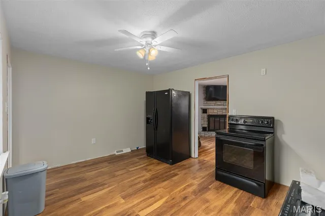 $137,700 | 4182 Highway 16, Litchfield, IL 62056