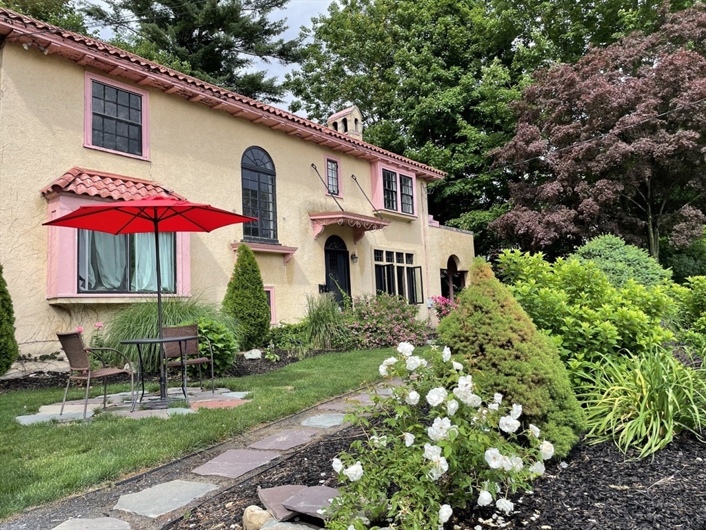 108 Dexter Road, Unit 108 Newton, MA 02460 - Photo 1 of 15