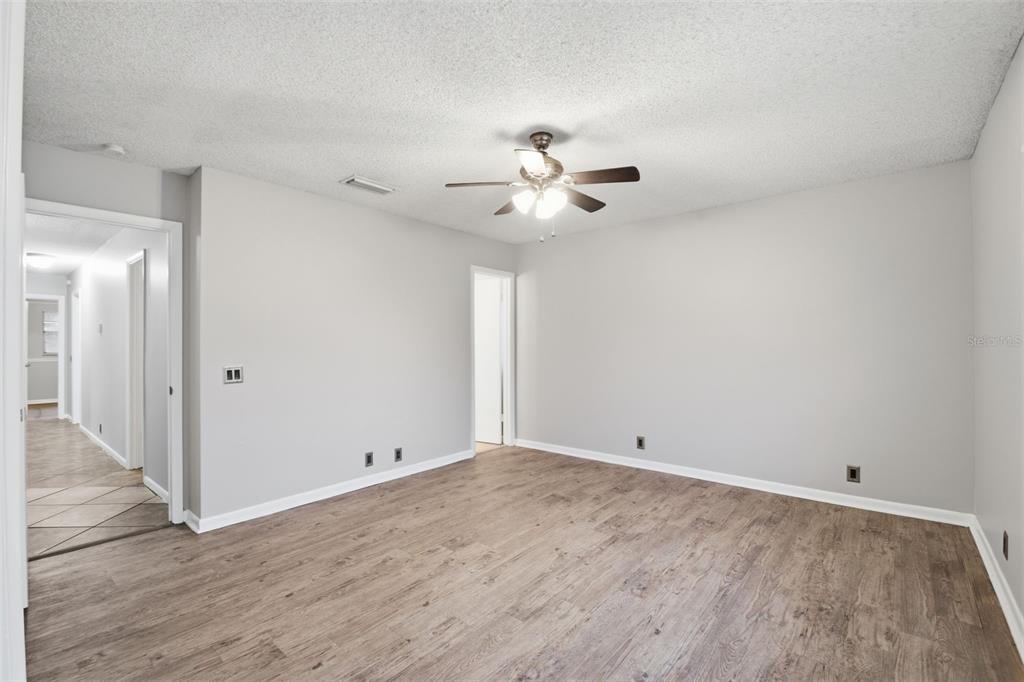 1534 Lagoon Road Lakeland, FL 33803 - Photo 18 of 40