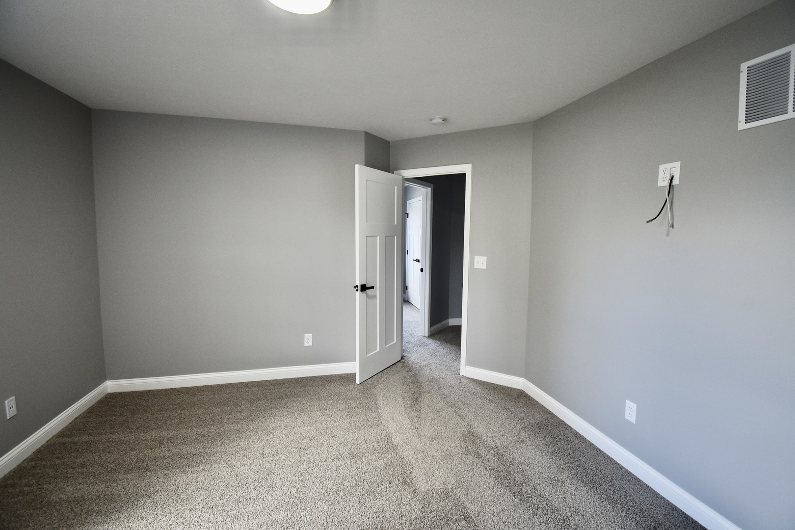 206 Eldon Road Downs, IL 61736 - Photo 39 of 54 Gallery Image 39