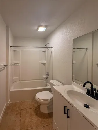 $2,700 | Doral, Doral, FL 33178