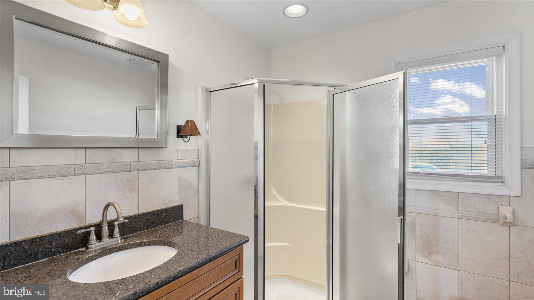 1700 Castleton Road Darlington, MD 21034 - Photo 34 of 68 1st Floor Full Bathroom