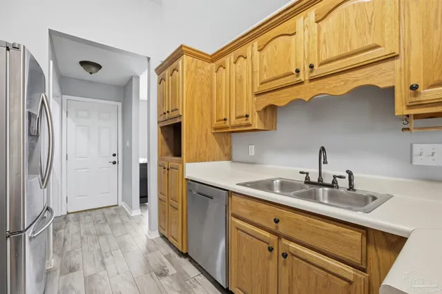 $260,500 | 5271 Goshawk Drive, Milton, FL 32570