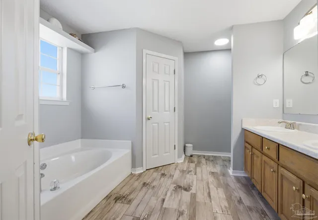 $260,500 | 5271 Goshawk Drive, Milton, FL 32570