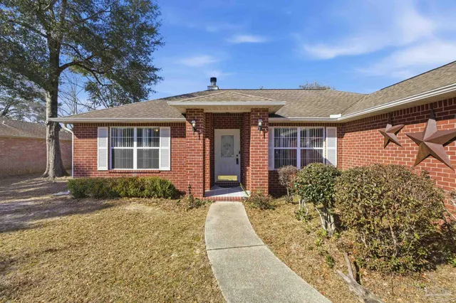 $260,500 | 5271 Goshawk Drive, Milton, FL 32570