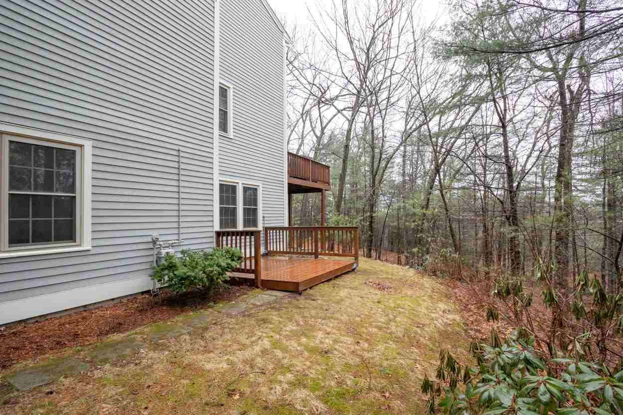 324 Fox Run Road Hudson, NH 03051 - Photo 22 of 28