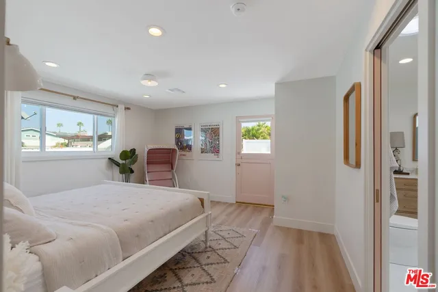 $1,797,000 | 29500 Heathercliff Road, Unit 10, Malibu, CA 90265