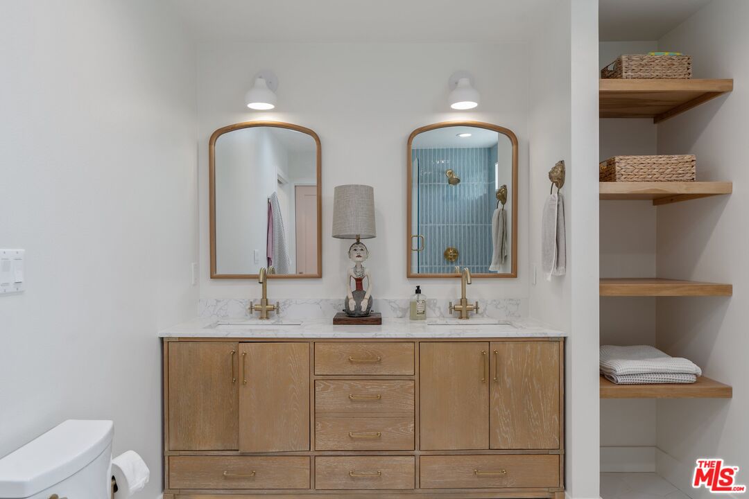 29500 Heathercliff Road, Unit 10 Malibu, CA 90265 - Photo 17 of 44