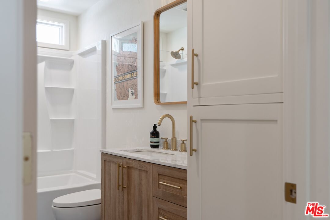 29500 Heathercliff Road, Unit 10 Malibu, CA 90265 - Photo 19 of 44