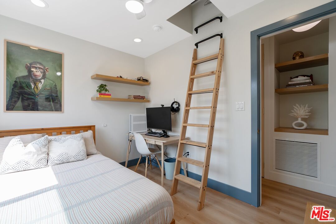 29500 Heathercliff Road, Unit 10 Malibu, CA 90265 - Photo 22 of 44