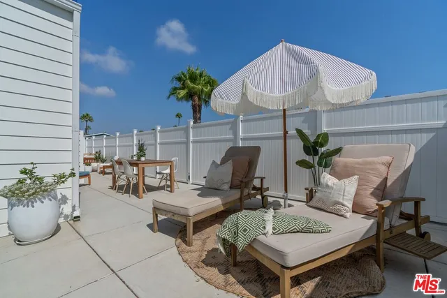 $1,797,000 | 29500 Heathercliff Road, Unit 10, Malibu, CA 90265