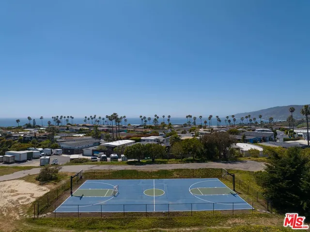 $1,797,000 | 29500 Heathercliff Road, Unit 10, Malibu, CA 90265