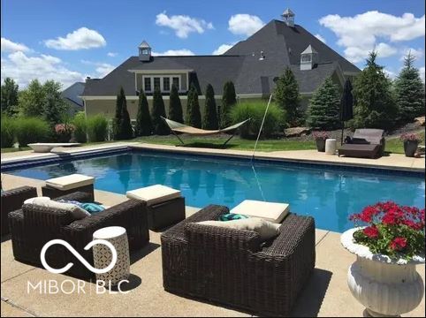 10707 Club Chase Fishers, IN 46037 - Photo 2 of 2