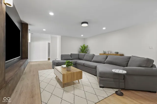 $2,499,999 | 10707 Club Chase, Fishers, IN 46037