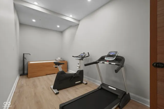 $2,499,999 | 10707 Club Chase, Fishers, IN 46037