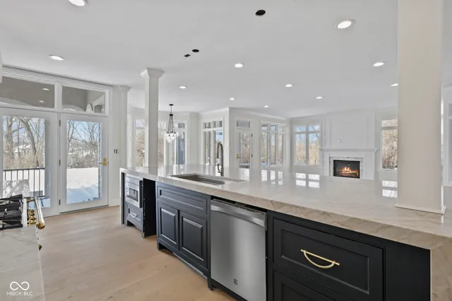 $2,499,999 | 10707 Club Chase, Fishers, IN 46037