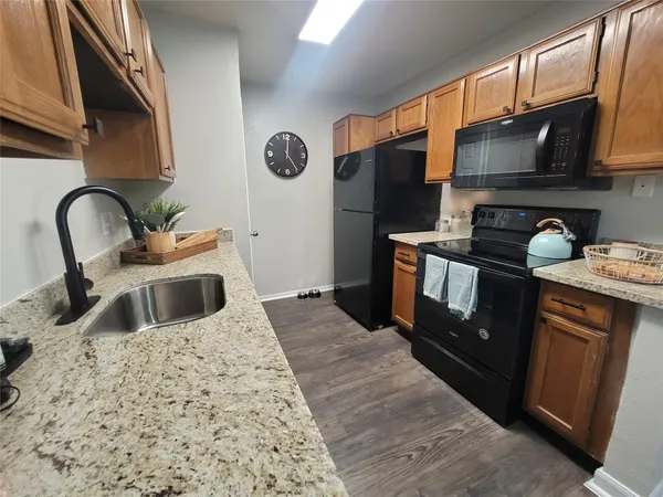 $1,145 | 7250 West Greens Road, Unit 707, Houston, TX 77064