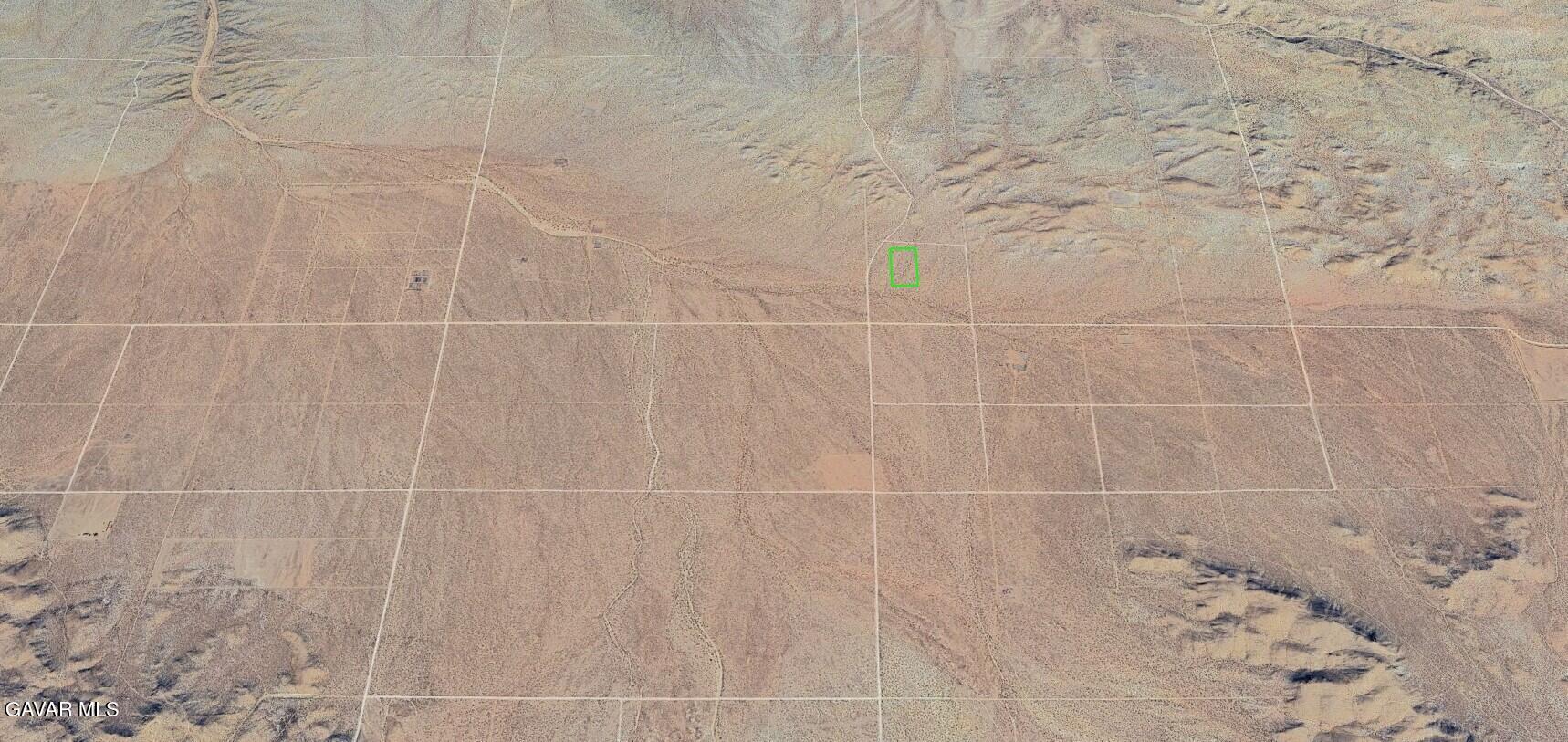 B12 240th Street East Lancaster, CA 93535 - Photo 2 of 9 3326005041 top2