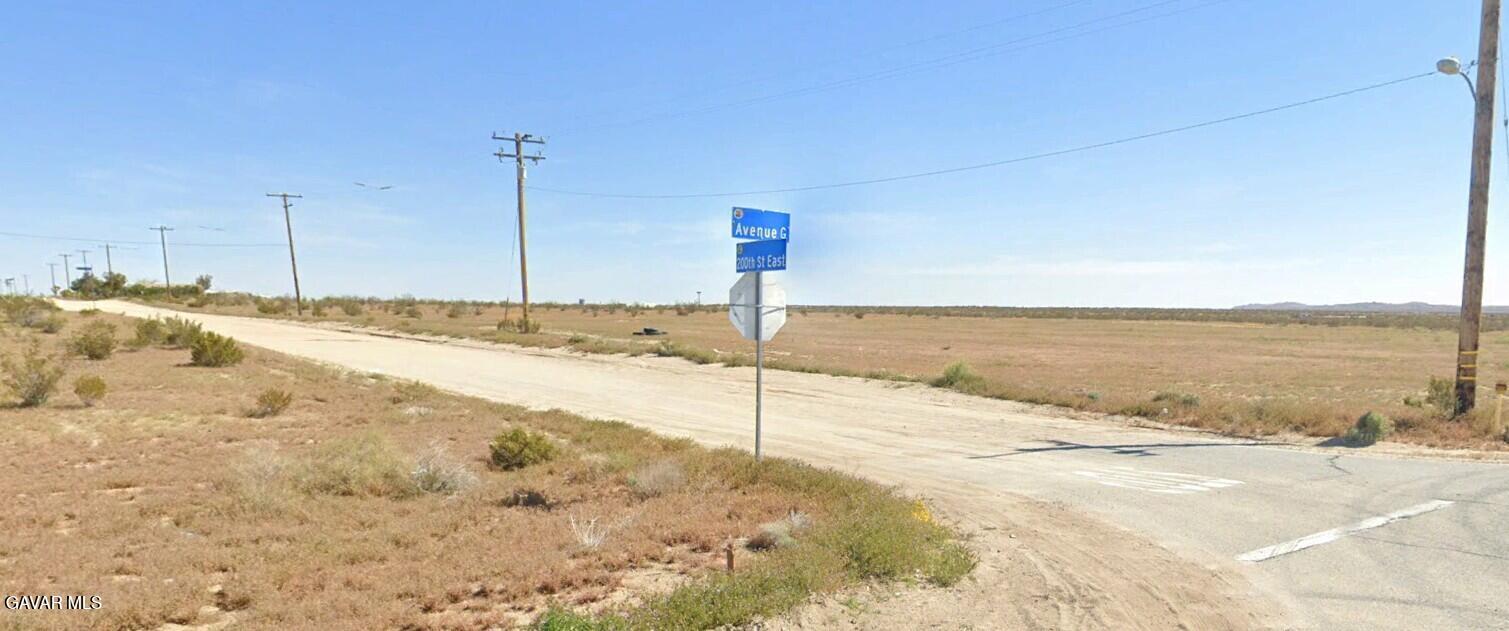 B12 240th Street East Lancaster, CA 93535 - Photo 4 of 9 3326005041 road to lot