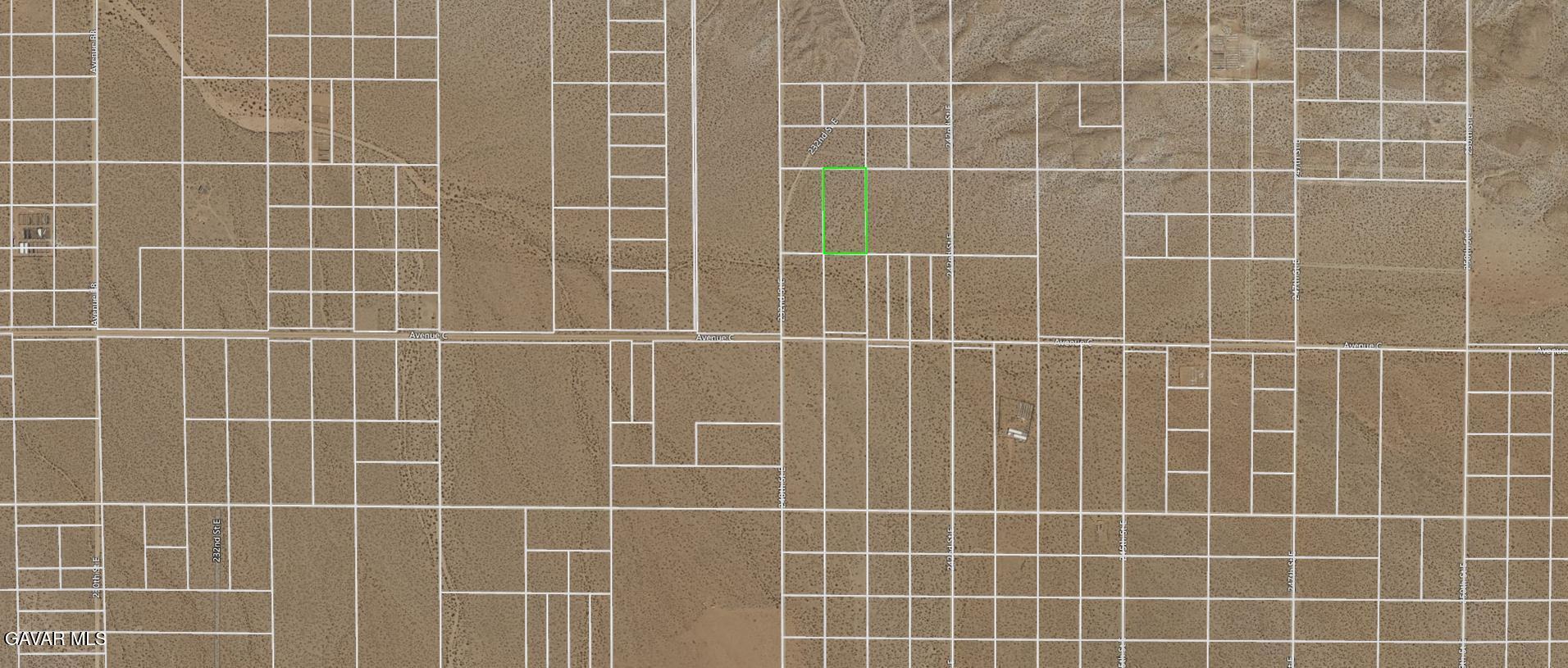 B12 240th Street East Lancaster, CA 93535 - Photo 5 of 9 3326005041